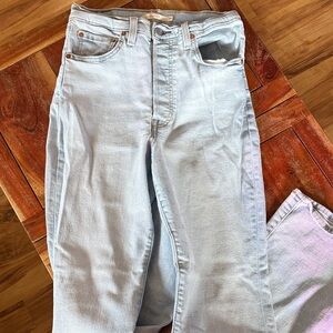 Levi’s Ribcage Light Wash High-Rise Straight Jeans